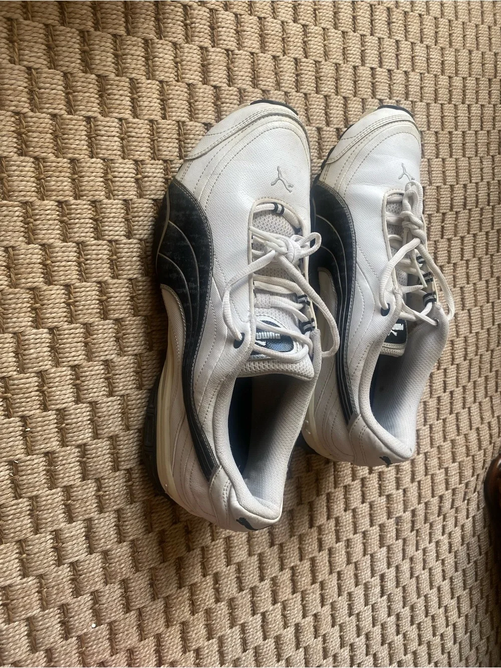 Puma Men’s White and Black Athletic Trainers